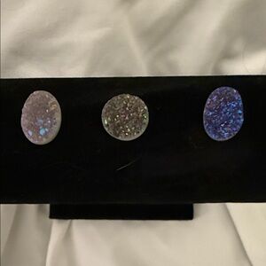 Sparkling Oval Stones